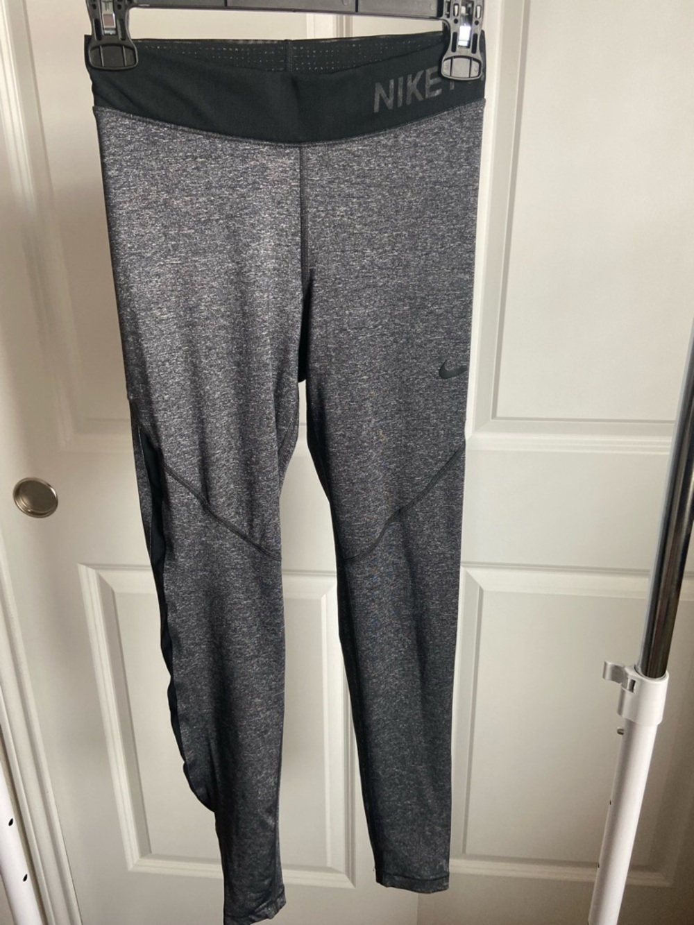 Nike Dark Gray Marled Workout Leggings with Black Waistband